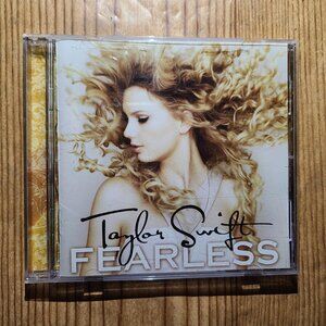 Taylor Swift "Fearless" Music CD
